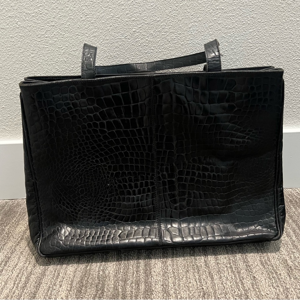 Italian Leather Cristian Tote - Picture 2 of 9